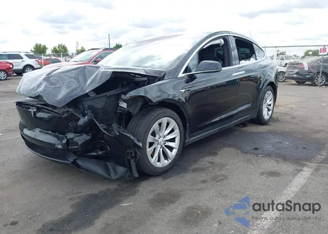 2018 Tesla Model X 100D/75D/P100D из США, поврежденный, VIN 5YJXCBE20JF091575